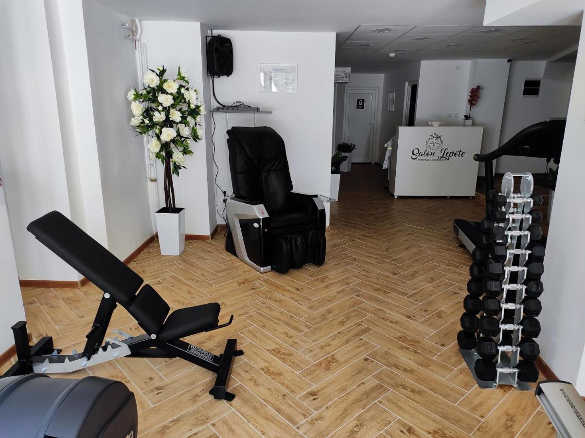 Hotel Trayal Kruševac Esterno foto