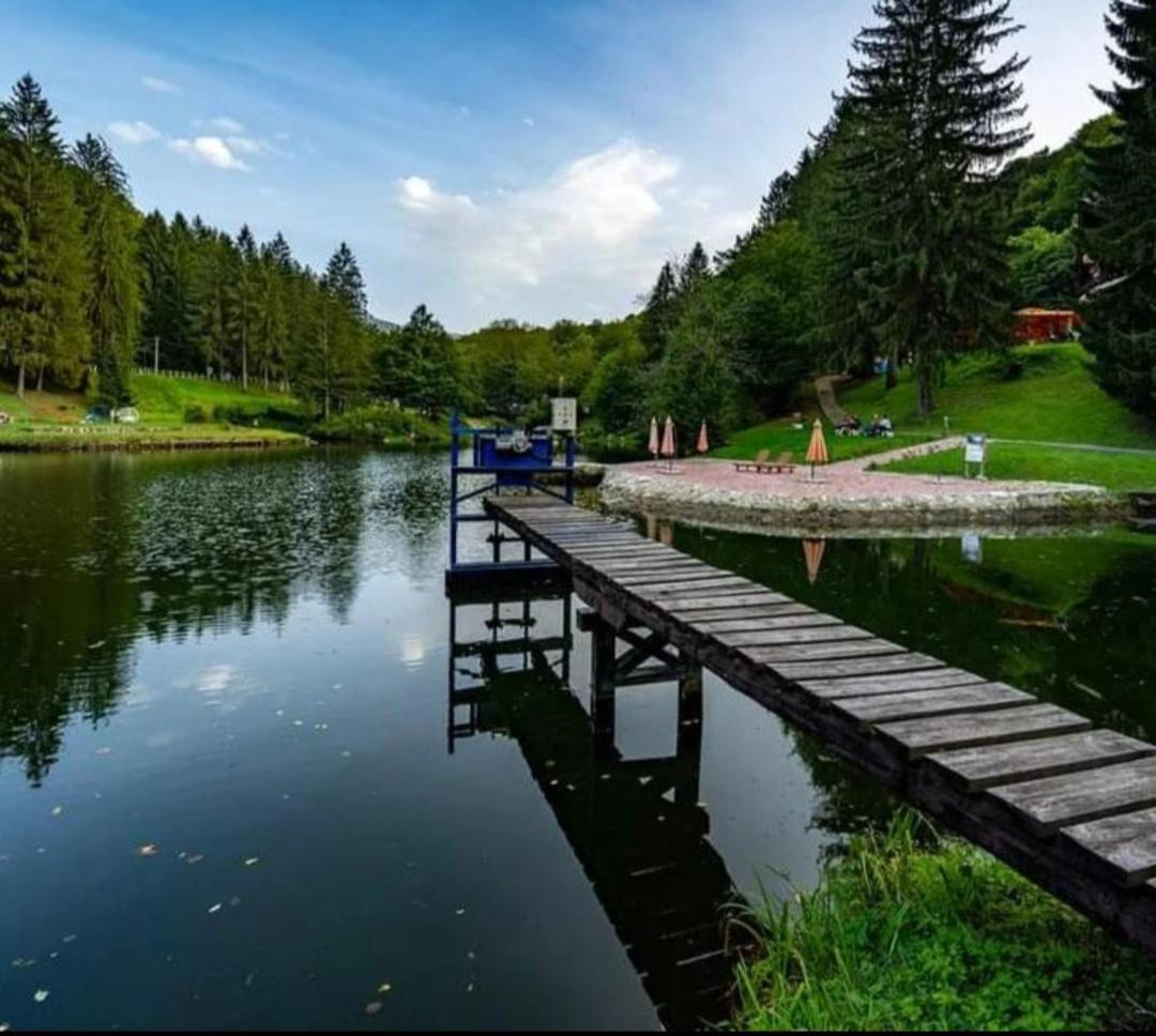 Hotel Trayal Kruševac Esterno foto